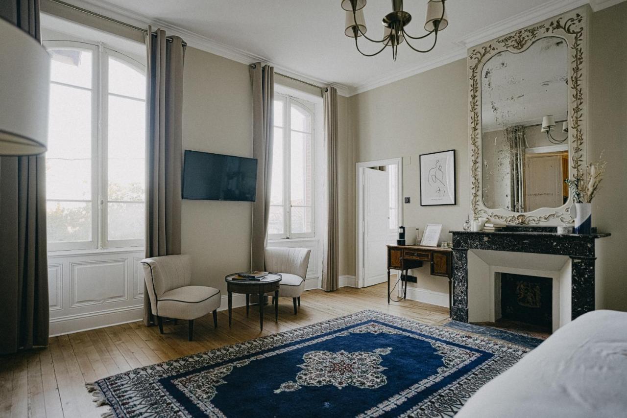 B&B Le Domaine Des Marcoujans Saint-Elix-le-Chateau Luaran gambar