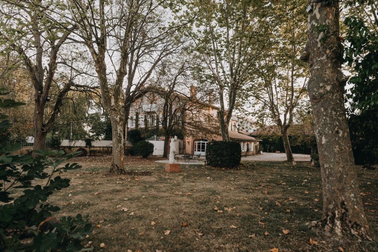 B&B Le Domaine Des Marcoujans Saint-Elix-le-Chateau Luaran gambar